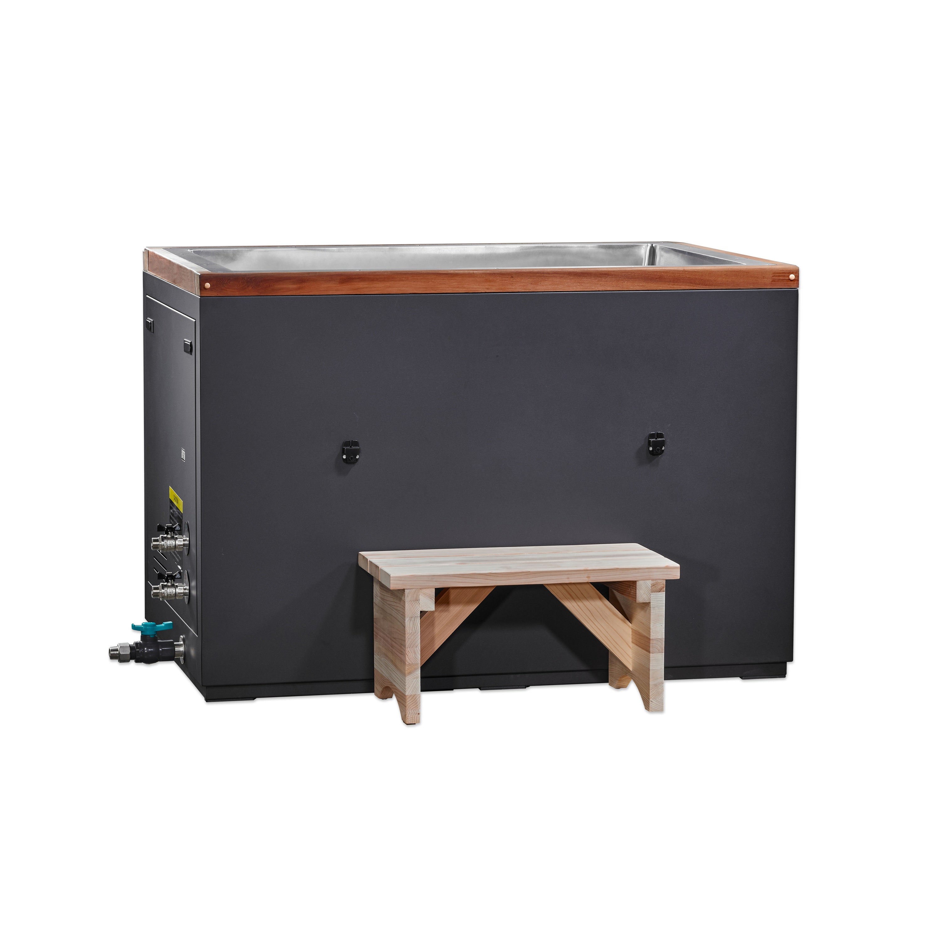 Dynamic Cold Therapy CUBOID XL cold plunge with step